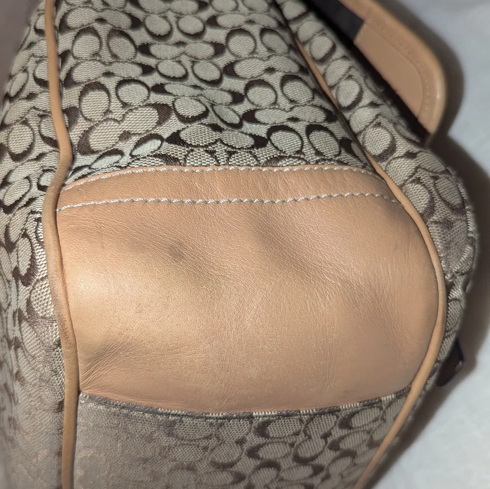Coach Voyager Khaki Crossbody Messenger Bag Tan Khaki VGUC